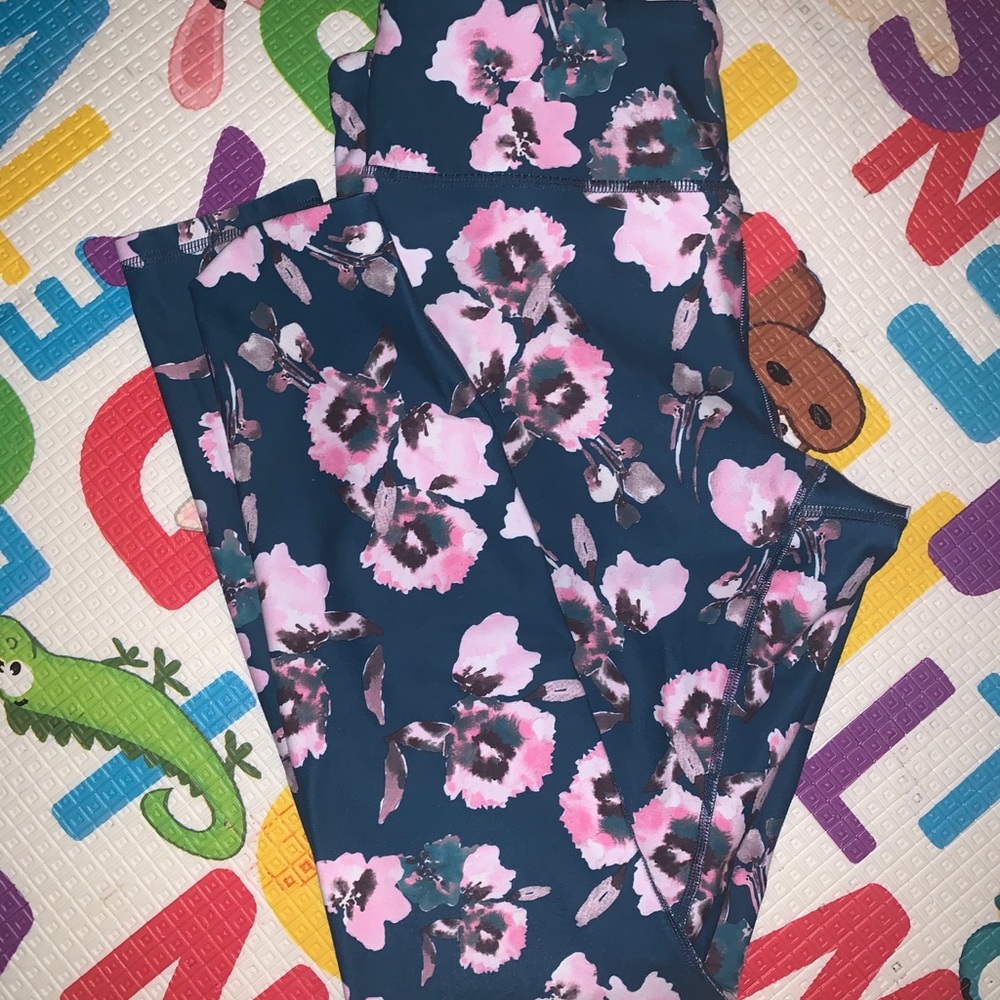 Fabletics small